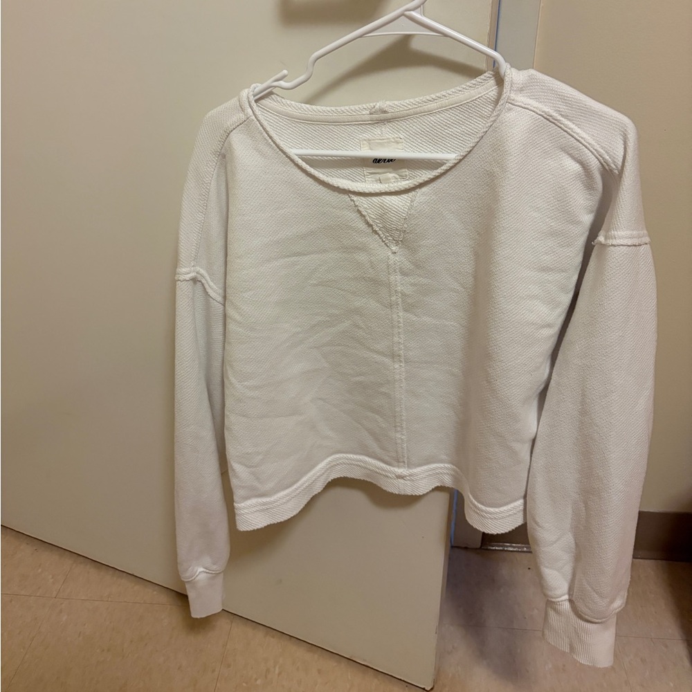 Aerie Raw Hem Cropped White Crewneck Size Medium